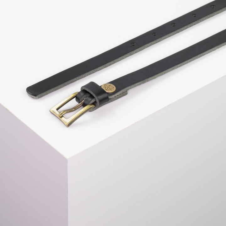 Ledergürtel 1,5cm mit Schnalle Brisbane messing matt schwarz ohne Muster