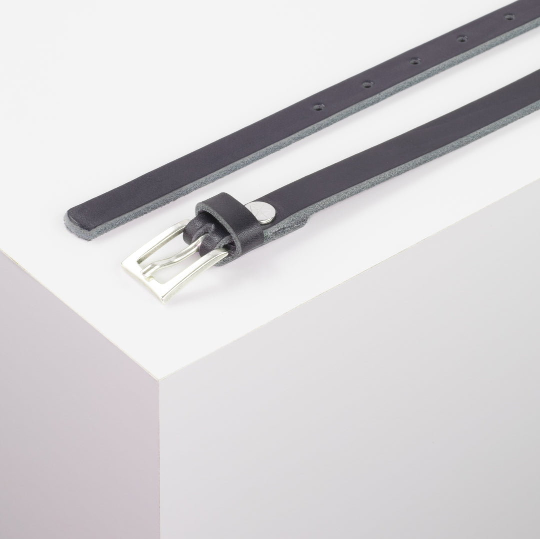 Ledergürtel 1,5cm mit Schnalle Brisbane silber matt navi ohne Muster