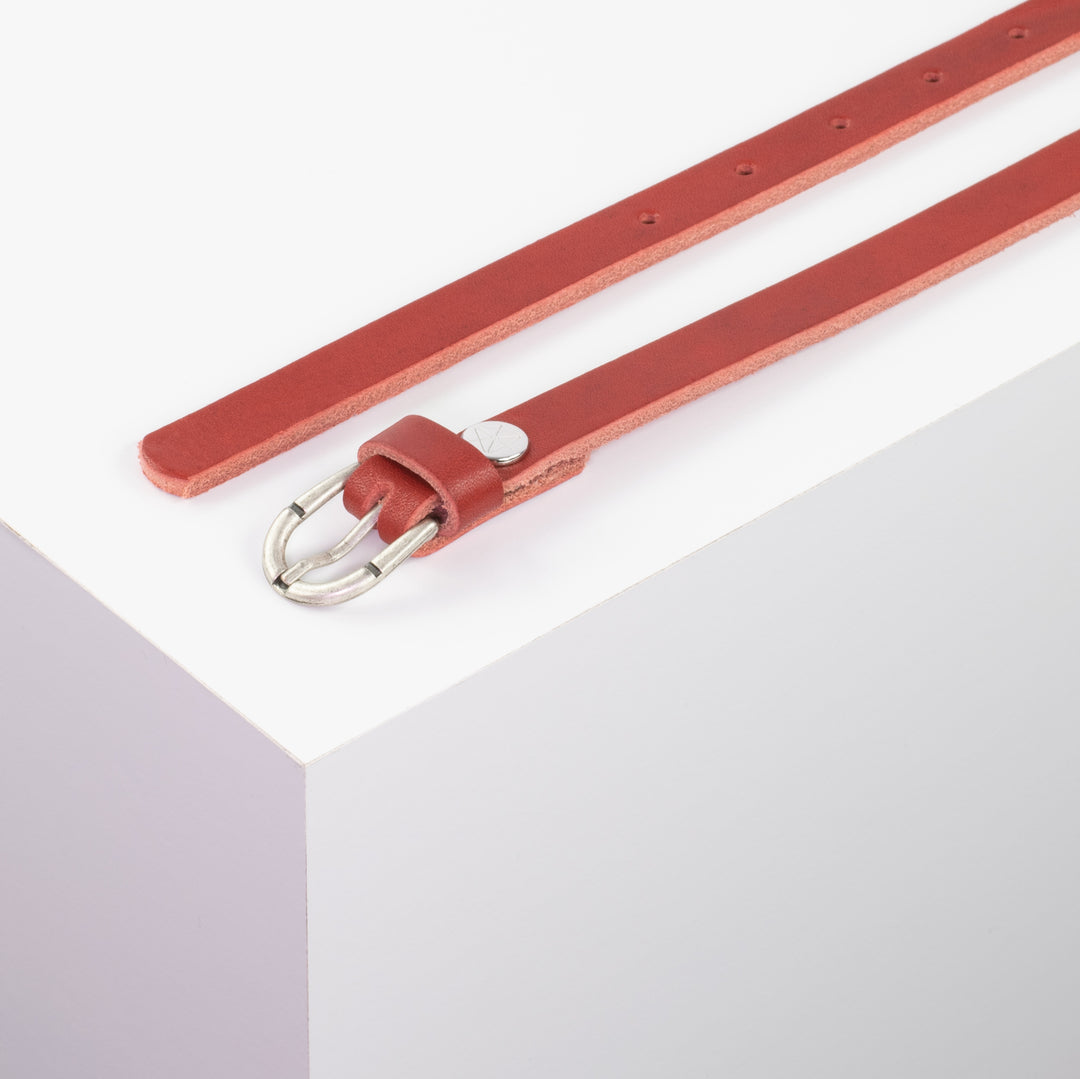 Ledergürtel 1,5cm mit Schnalle Sevilla silber matt rot ohne Muster