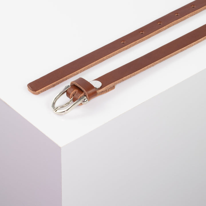 Ledergürtel 1,5cm mit Schnalle Hufeisen silber cognac ohne Muster