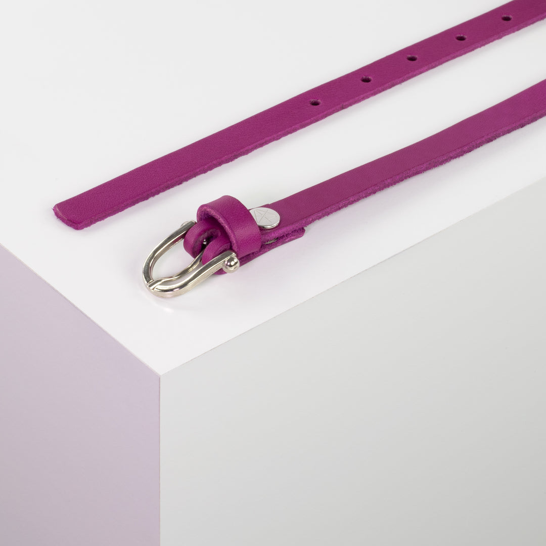 Ledergürtel 1,5cm mit Schnalle Hufeisen silber pink ohne Muster