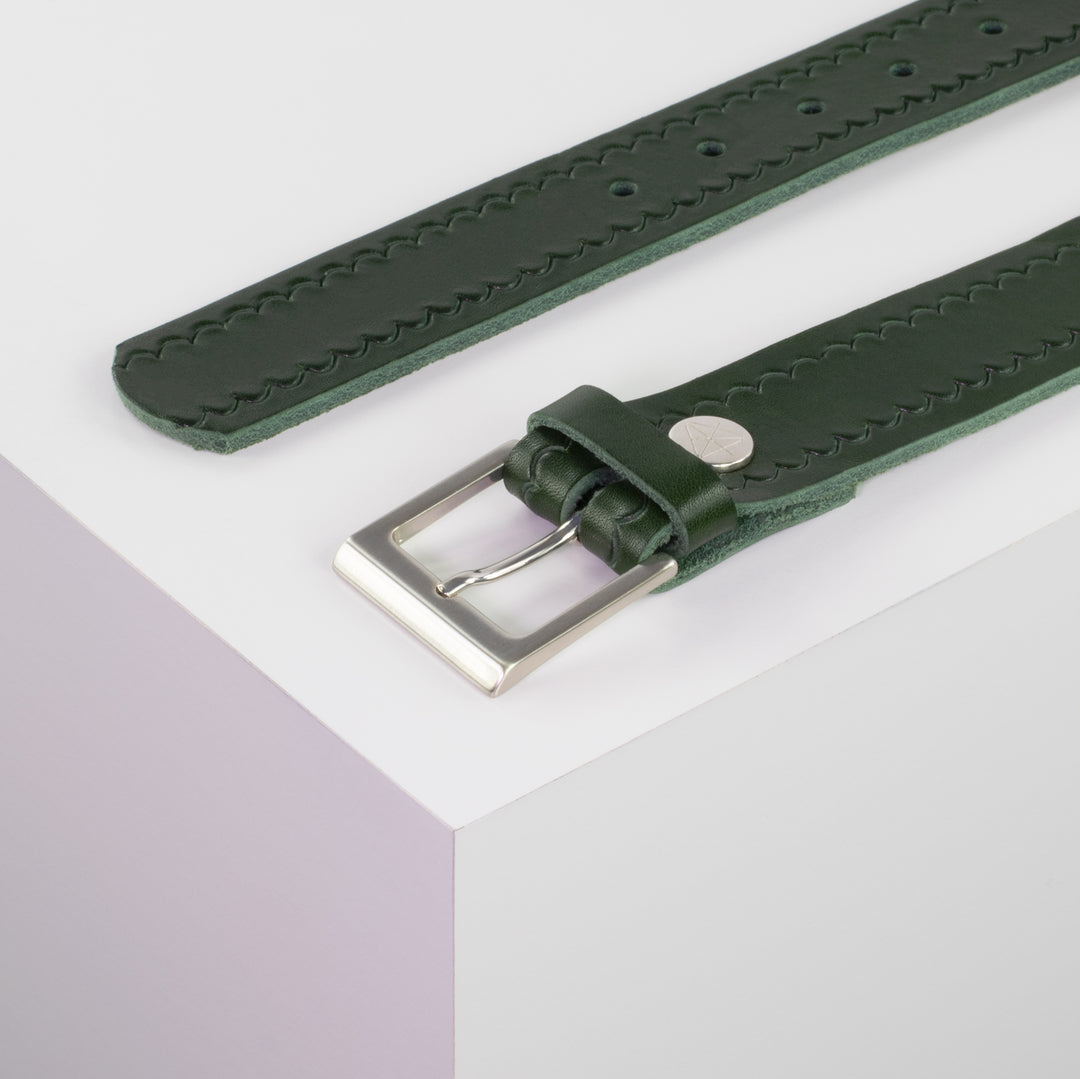 Ledergürtel 3,5cm mit Schnalle Helsinki silber glänzend grün kleine Welle