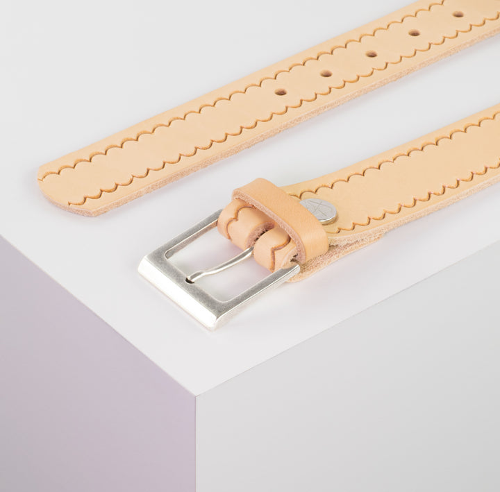 Ledergürtel 3,5cm mit Schnalle Helsinki silber matt natur kleine Welle