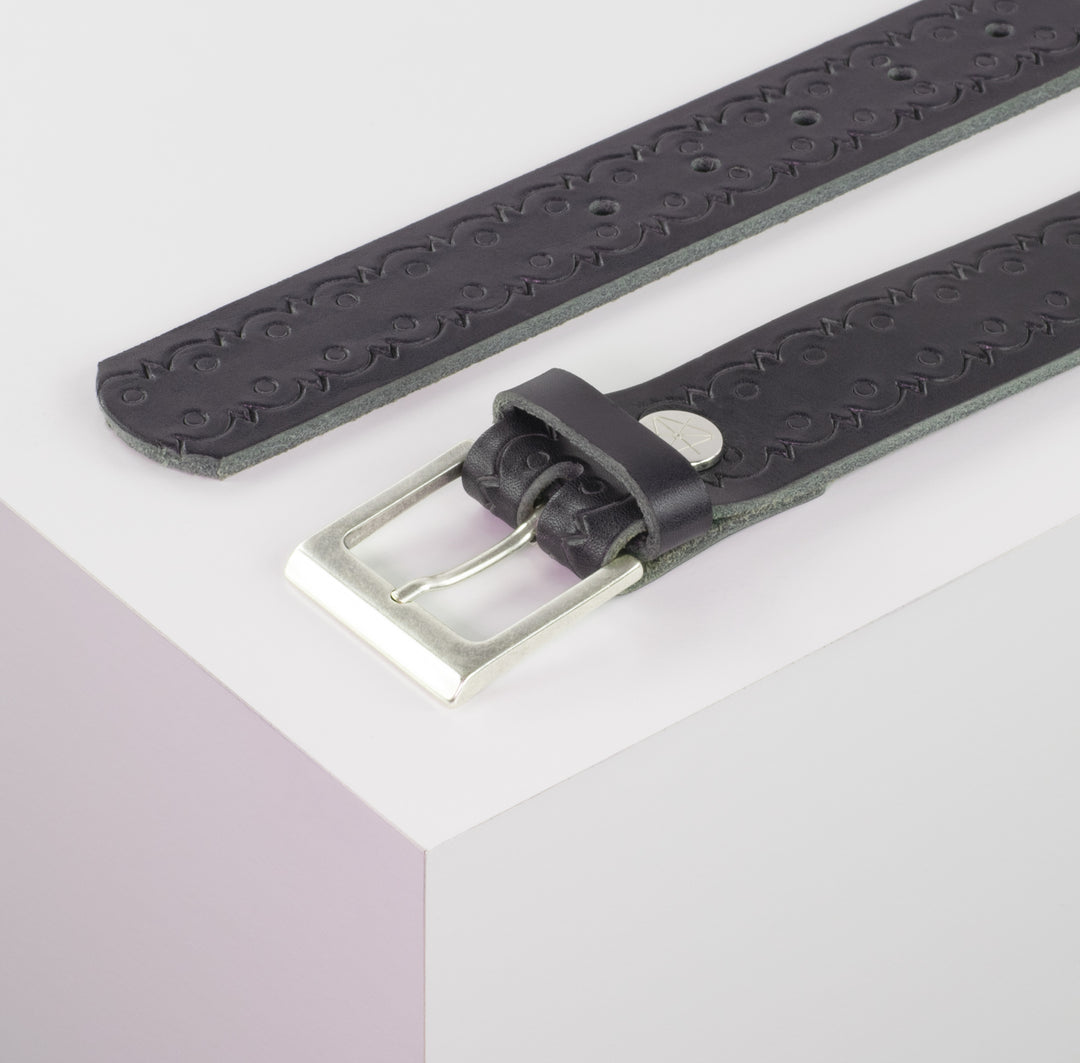 Ledergürtel 3,5cm mit Schnalle Helsinki silber matt navi Lochwelle