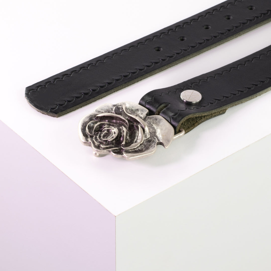 Ledergürtel 4cm mit Schnalle Rose schwarz kleine Welle