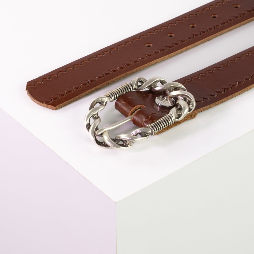 Ledergürtel 4cm mit Schnalle Gewickelter Knoten silber cognac kleine Welle