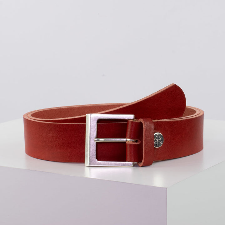 Ledergürtel 4cm mit Schnalle Graz silber matt rot ohne Muster