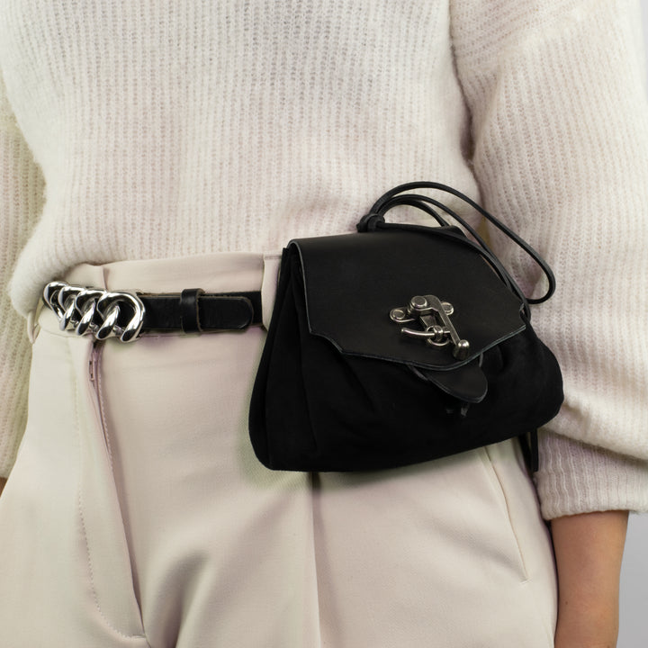 Hand- &amp; Gürteltasche Größe M Lifestyle