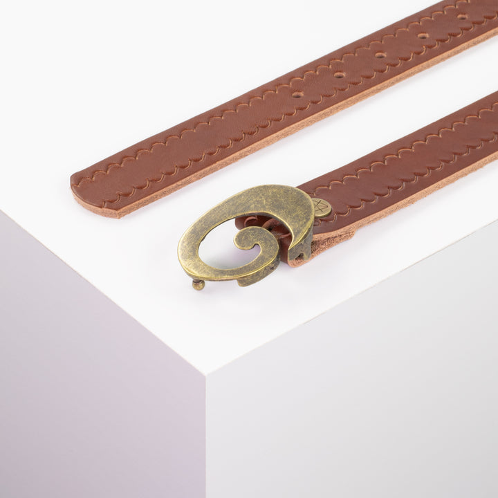 Ledergürtel 3cm mit Schnalle Schnecke messing cognac kleine Welle