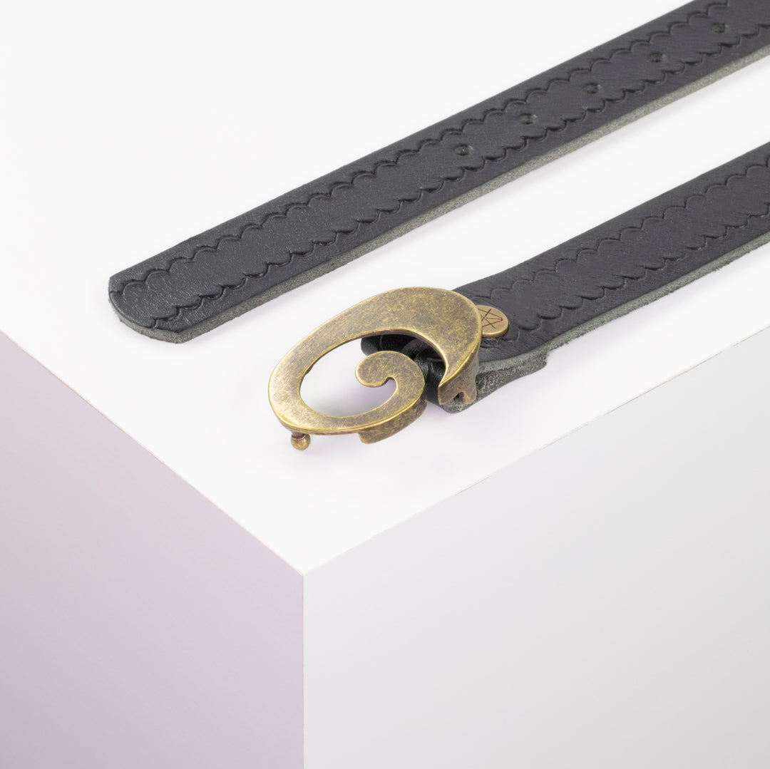 Ledergürtel 3cm mit Schnalle Schnecke messing schwarz kleine Welle