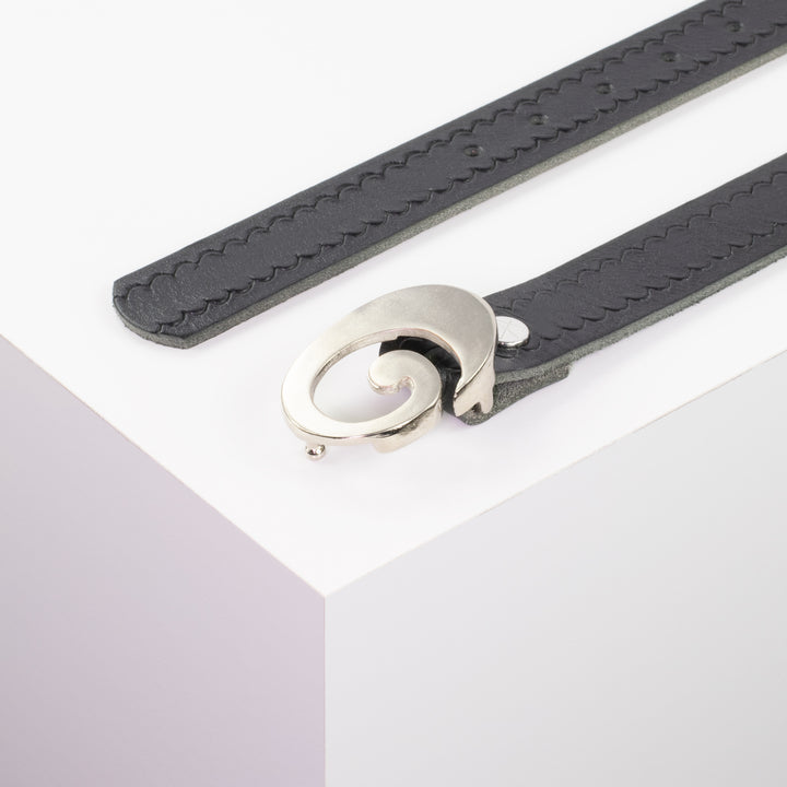 Ledergürtel 3cm mit Schnalle Schnecke silber glänzend schwarz kleine Welle