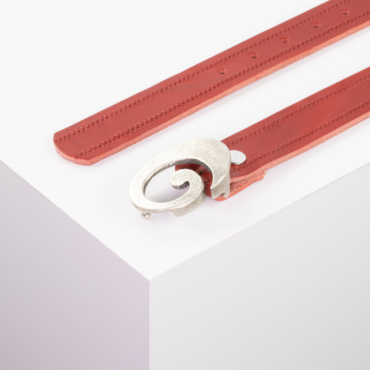 Ledergürtel 3cm mit Schnalle Schnecke silber matt rot Reißverschluss