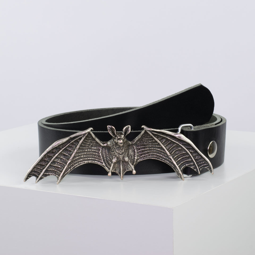 Ledergürtel 4cm mit Schnalle Fledermaus schwarz ohne Muster