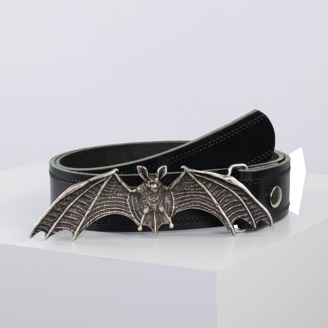 Ledergürtel 4cm mit Schnalle Fledermaus schwarz Reißverschluss