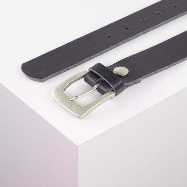 Ledergürtel 3,5cm mit Schnalle Madrid silber matt navi ohne Muster