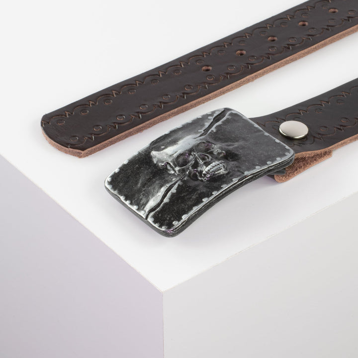 Ledergürtel 4cm mit Schnalle Totenkopf dunkelbraun Lochwelle