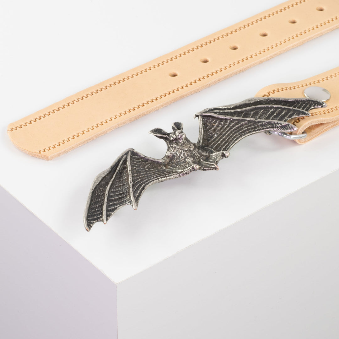 Ledergürtel 4cm mit Schnalle Fledermaus natur Reißverschluss