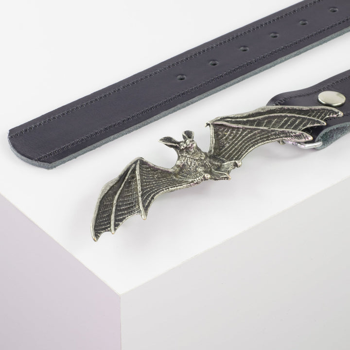 Ledergürtel 4cm mit Schnalle Fledermaus navi Reißverschluss